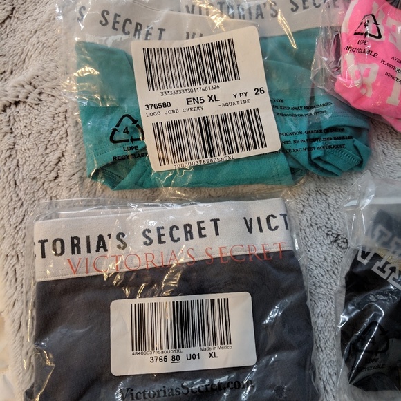 Victoria Secret panties - Picture 2 of 4